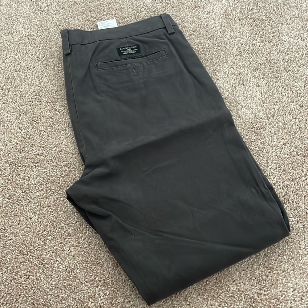 Banana Republic Men’s chino pants